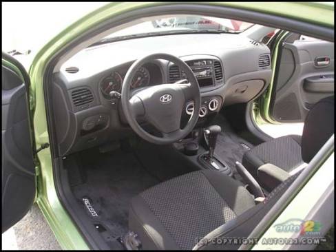 2007 Hyundai Accent Hatchback (Photo: Michel Deslauriers, Auto123.com)