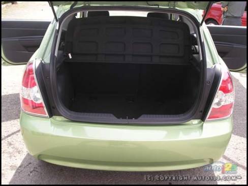 2007 Hyundai Accent Hatchback (Photo: Michel Deslauriers, Auto123.com)