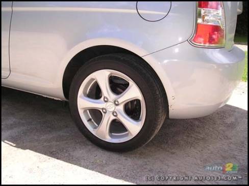 2007 Hyundai Accent Hatchback (Photo: Michel Deslauriers, Auto123.com)