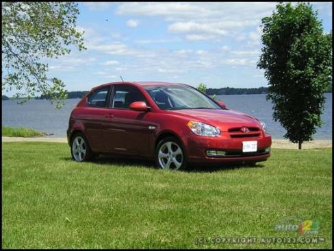 2007 Hyundai Accent Hatchback (Photo: Michel Deslauriers, Auto123.com)