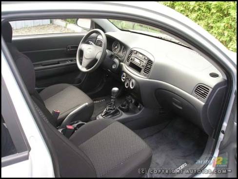 2007 Hyundai Accent Hatchback (Photo: Michel Deslauriers, Auto123.com)