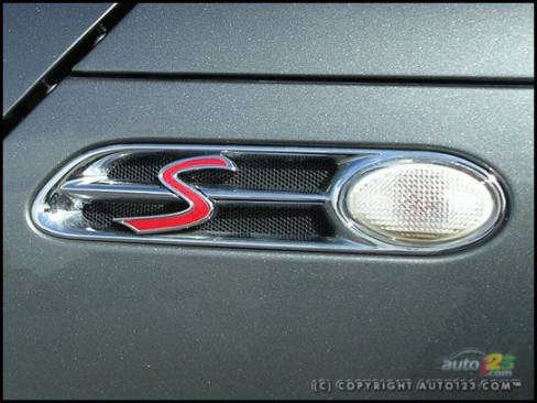 MINI Cooper S Cabriolet (Photo: Michel Deslauriers, Auto123.com)