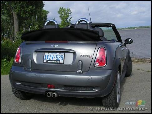 MINI Cooper S Cabriolet (Photo: Michel Deslauriers, Auto123.com)