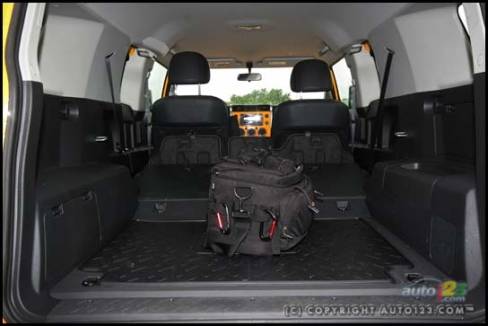 2007 Toyota FJ Cruiser (Photo: Philippe Champoux)