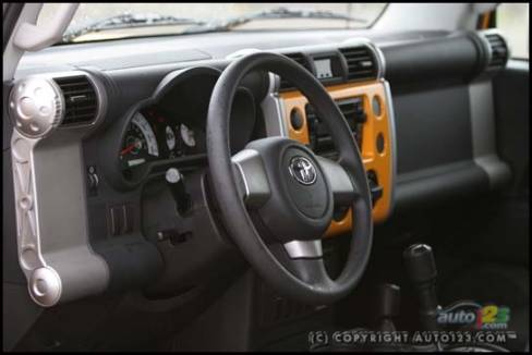 2007 Toyota FJ Cruiser (Photo: Philippe Champoux)