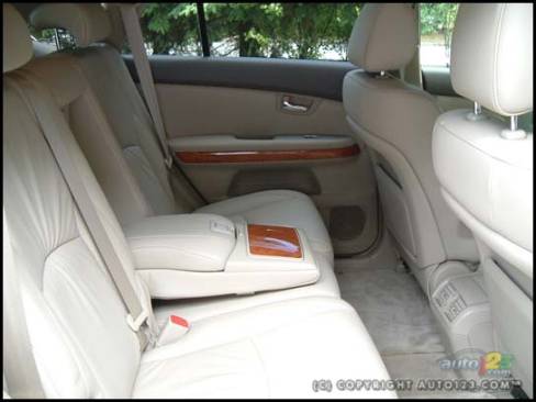 2007 Lexus RX 350 (Photo: Rob Rothwell, Auto123.com)