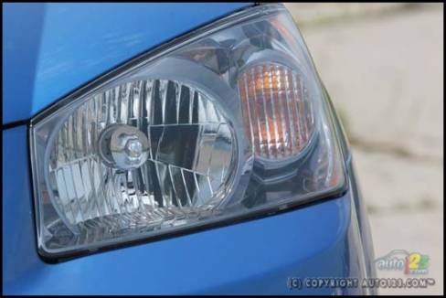 2006 Kia Spectra5 EX Sport (Photo: Philippe Champoux, Auto123.com)