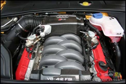 Audi RS 4 2007 (Photo: Amyot Bachand, Auto123.com)