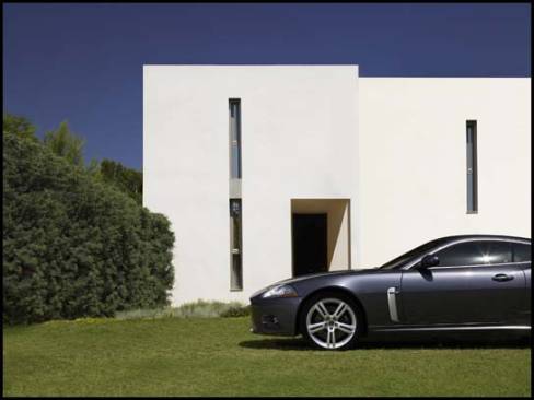 2007 Jaguar XKR (Photo: Jaguar)