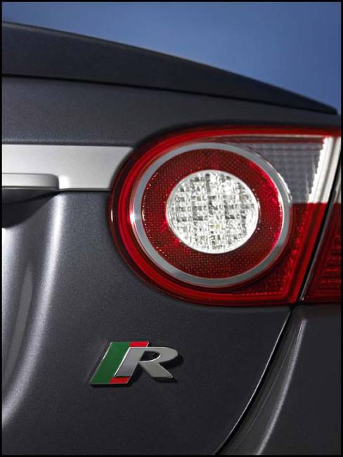 2007 Jaguar XKR (Photo: Jaguar)