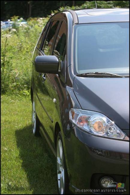 2006 Mazda5 GT (Photo: Philippe Champoux, Auto123.com)