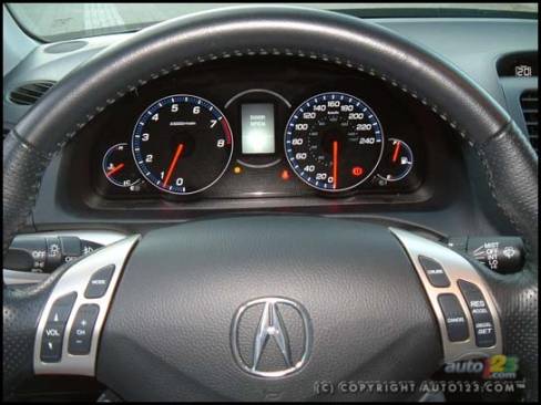 2006 Acura TSX (Photo: Rob Rothwell, Auto123.com)