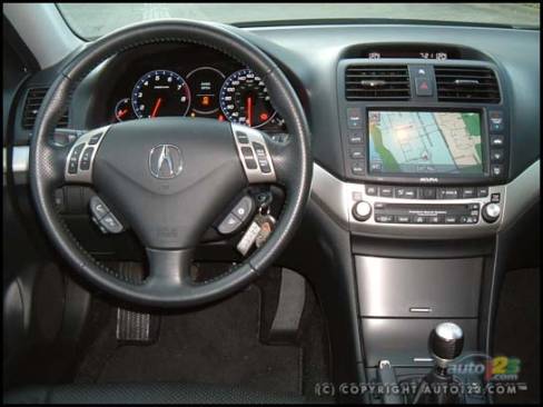 2006 Acura TSX (Photo: Rob Rothwell, Auto123.com)