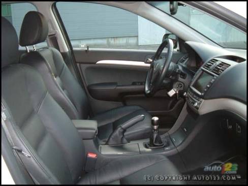 2006 Acura TSX (Photo: Rob Rothwell, Auto123.com)