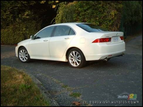 2006 Acura TSX (Photo: Rob Rothwell, Auto123.com)
