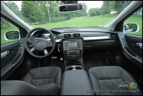 2006 Mercedes-Benz R 350 (Photo: Philippe Champoux, Auto123.com)