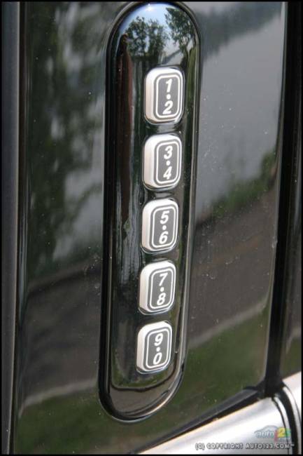 Ford Explorer Sport Trac Limited 4x4 2007 (Photo: Philippe Champoux, Auto123.com)