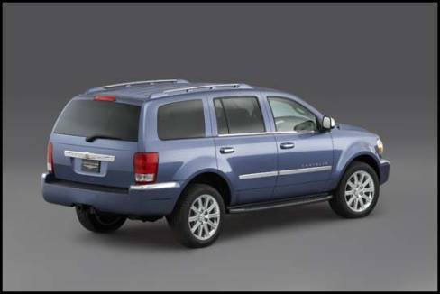 2007 Chrysler Aspen (Photo: DaimlerChrysler)