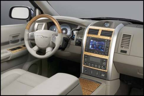 2007 Chrysler Aspen (Photo: DaimlerChrysler)