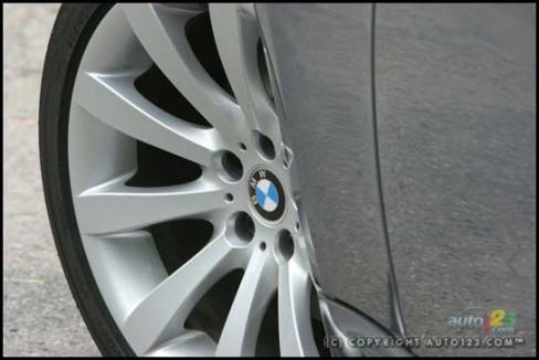 BMW 650i 2006 (Photo: Philippe Champoux, Auto123.com)