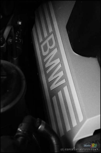 BMW 650i 2006 (Photo: Philippe Champoux, Auto123.com)