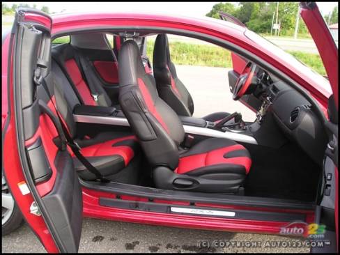 Mazda RX-8 GT 2006 (Photo: Michel Deslauriers, Auto123.com)