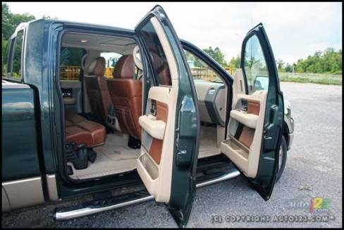 Ford F-150 King Ranch 2006 (Photo: Philippe Champoux, Auto123.com)