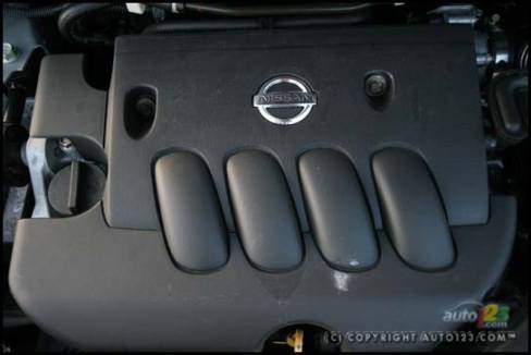 2007 Nissan Versa 1.8 SL (Photo: Philippe Champoux, Auto123.com)