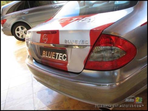 Mercedes-Benz E320 Bluetec 2007 (Photo: Mathieu St-Pierre, Auto123.com)