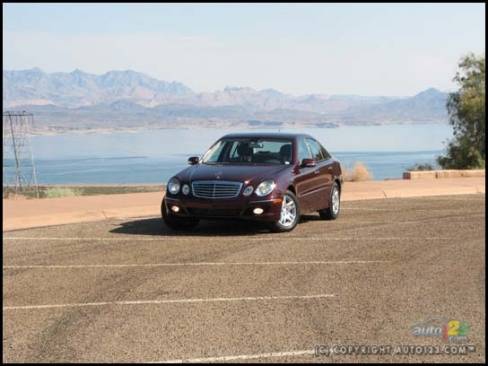 Mercedes-Benz E320 Bluetec 2007 (Photo: Mathieu St-Pierre, Auto123.com)