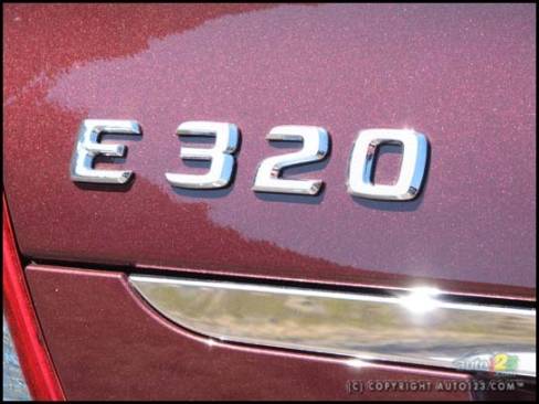 Mercedes-Benz E320 Bluetec 2007 (Photo: Mathieu St-Pierre, Auto123.com)