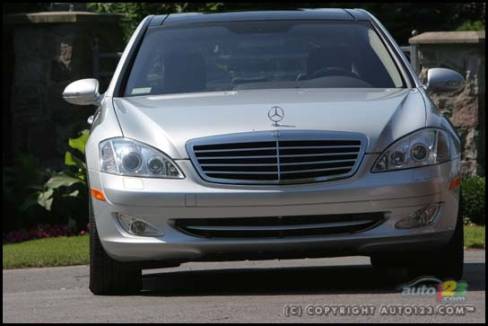 Mercedes-Benz S550 2007 (Photo: Philippe Champoux, Auto123.com)