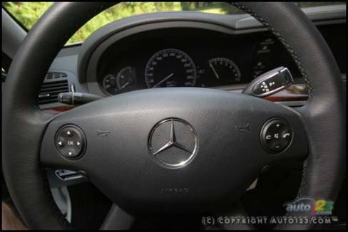 Mercedes-Benz S550 2007 (Photo: Philippe Champoux, Auto123.com)
