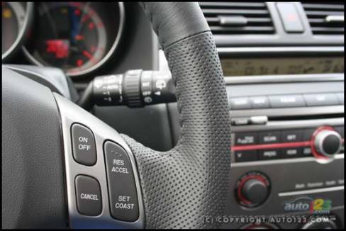 2007 Mazda 3 Sport (Photo: Justin Pritchard, Auto123.com)