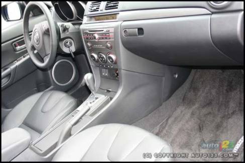2007 Mazda 3 Sport (Photo: Justin Pritchard, Auto123.com)