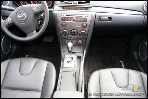 2007 Mazda 3 Sport (Photo: Justin Pritchard, Auto123.com)