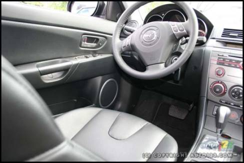 2007 Mazda 3 Sport (Photo: Justin Pritchard, Auto123.com)