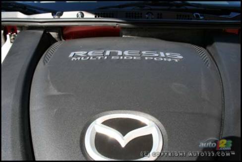 2006 Mazda RX-8 SE (Photo: Justin Pritchard, Auto123.com)