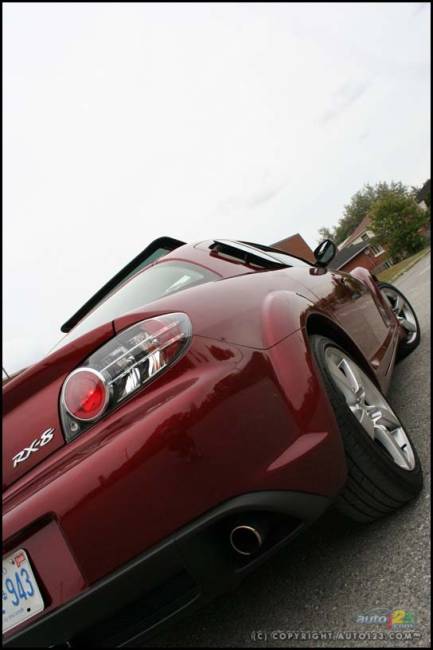 2006 Mazda RX-8 SE (Photo: Justin Pritchard, Auto123.com)