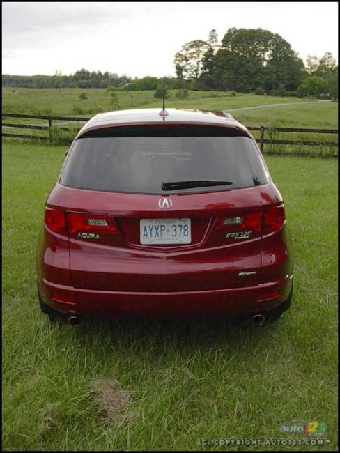 2007 Acura RDX (Photo: Kevin ''Crash'' Corrigan, Auto123.com)