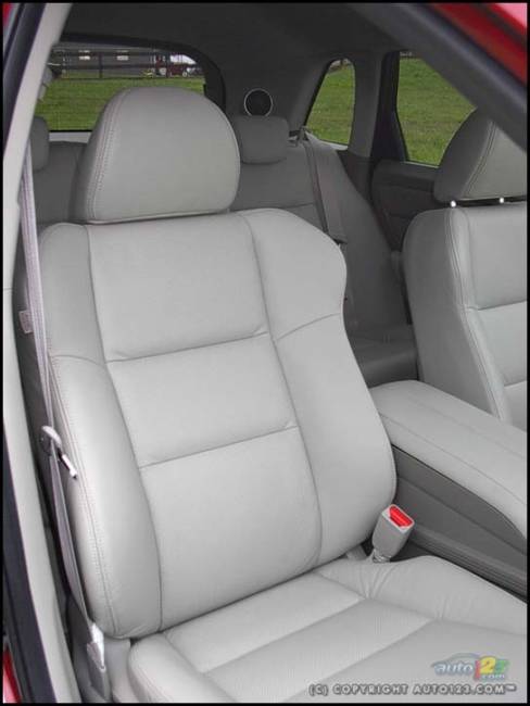 2007 Acura RDX (Photo: Kevin ''Crash'' Corrigan, Auto123.com)
