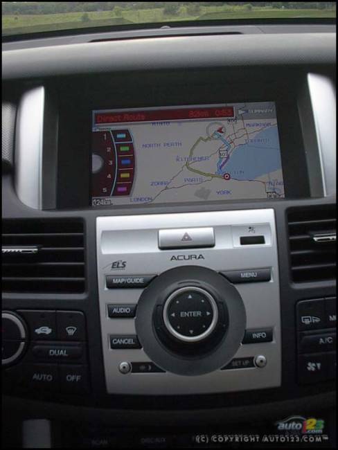 2007 Acura RDX (Photo: Kevin ''Crash'' Corrigan, Auto123.com)