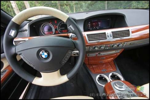 2006 BMW 750Li (Photo: Philippe Champoux, Auto123.com)