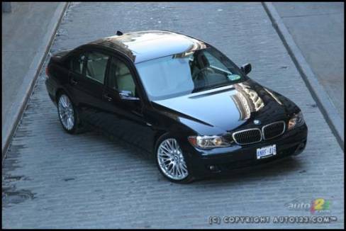 2006 BMW 750Li (Photo: Philippe Champoux, Auto123.com)