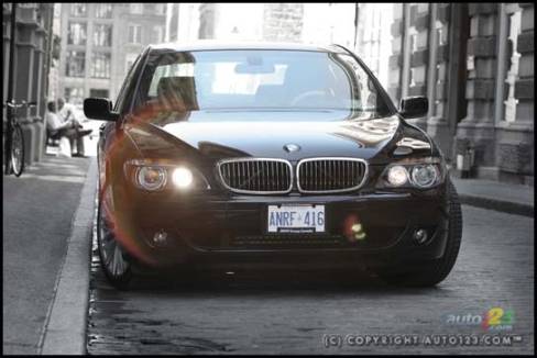 2006 BMW 750Li (Photo: Philippe Champoux, Auto123.com)