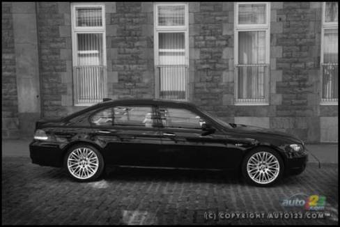 2006 BMW 750Li (Photo: Philippe Champoux, Auto123.com)