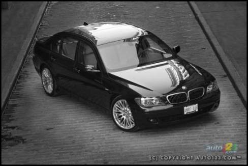 2006 BMW 750Li (Photo: Philippe Champoux, Auto123.com)