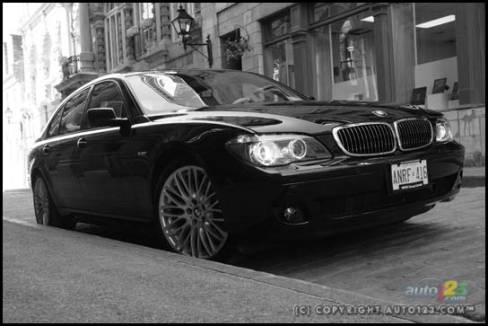 2006 BMW 750Li (Photo: Philippe Champoux, Auto123.com)