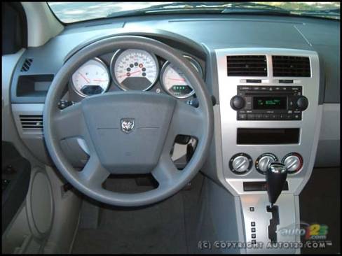 2006 Dodge Caliber SXT (Photo: Rob Rothwell, Auto123.com)