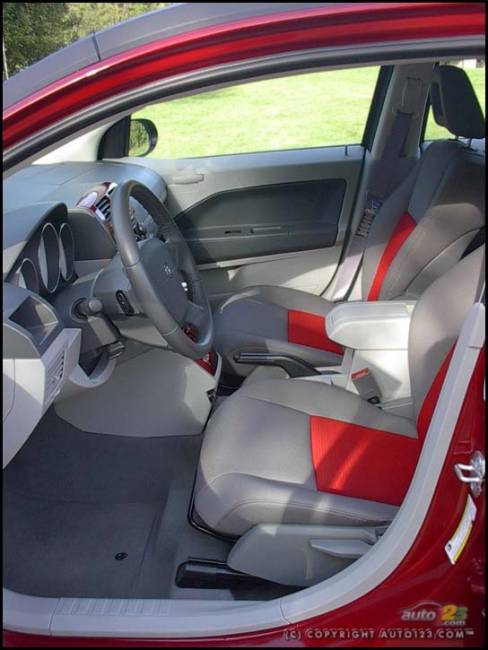 2007 Dodge Caliber SXT Sport (Photo: Kevin ''Crash'' Corrigan, Auto123.com)